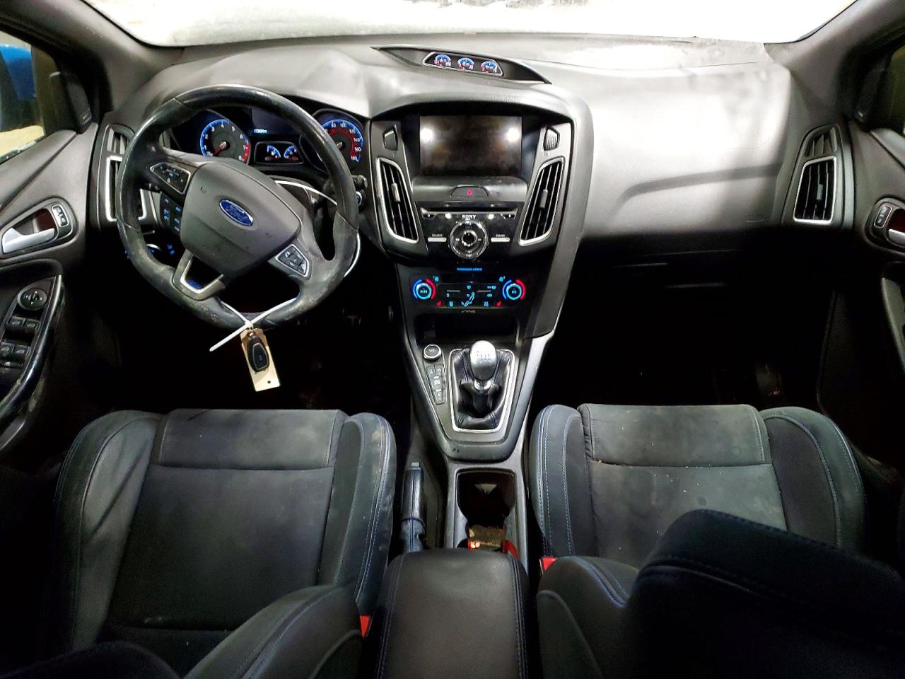 2017 FORD FOCUS RS photo 22