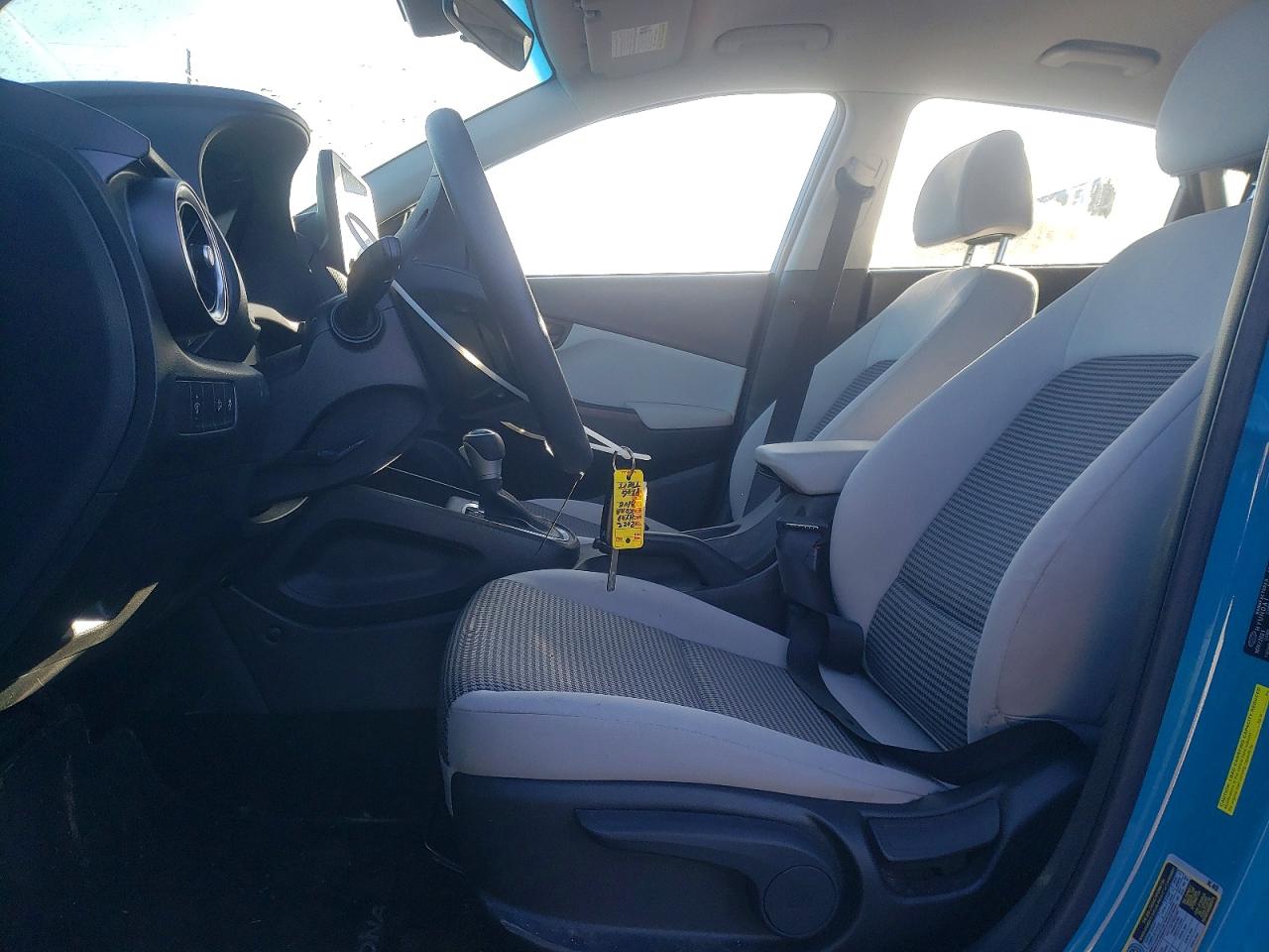 2022 HYUNDAI KONA SE photo 13