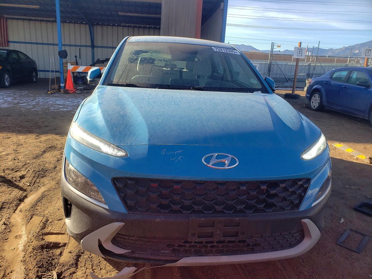 2022 HYUNDAI KONA SE photo 9