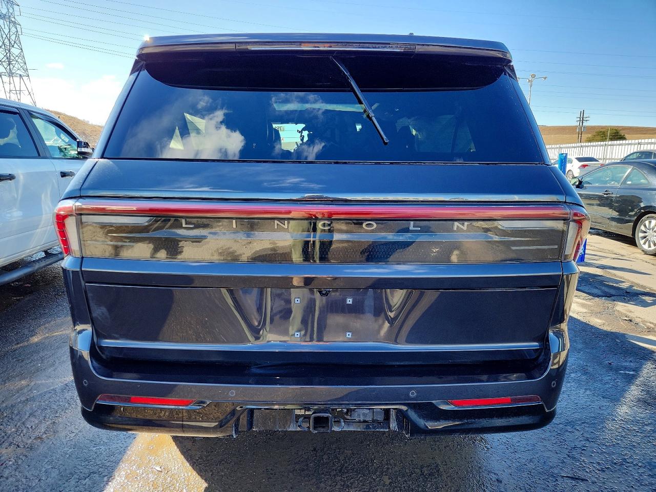 2025 LINCOLN NAVIGATOR L BLACK LABEL photo 6