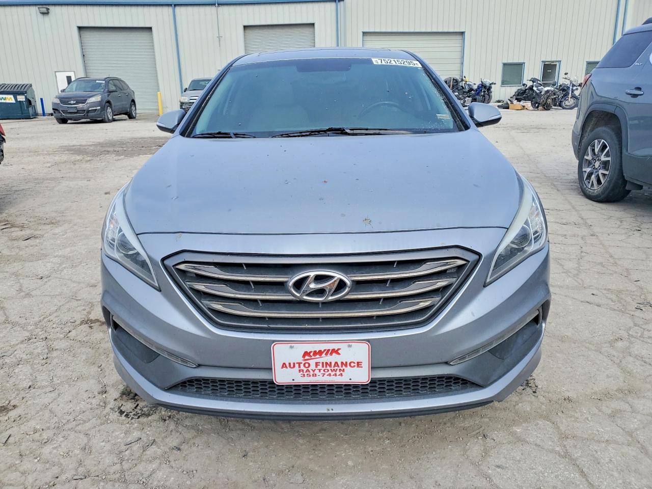 2017 HYUNDAI SONATA SPORT photo 9
