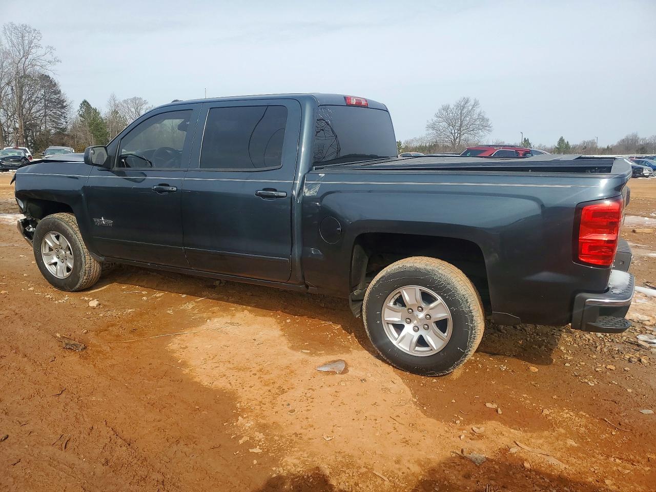 2018 CHEVROLET SILVERADO C1500 LT photo 3