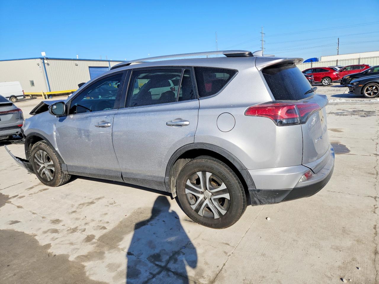 2016 TOYOTA RAV4 LE photo 2
