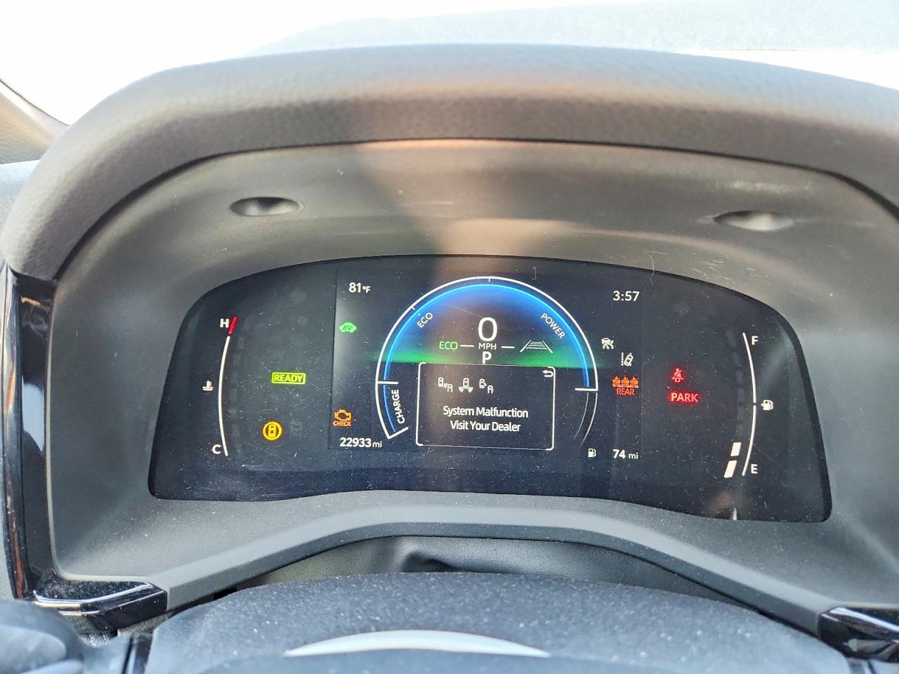 2025 TOYOTA CAMRY SE photo 9