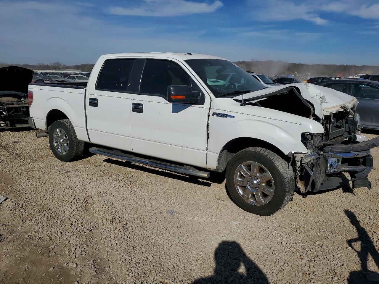 2013 FORD F150 SUPERCREW photo 4