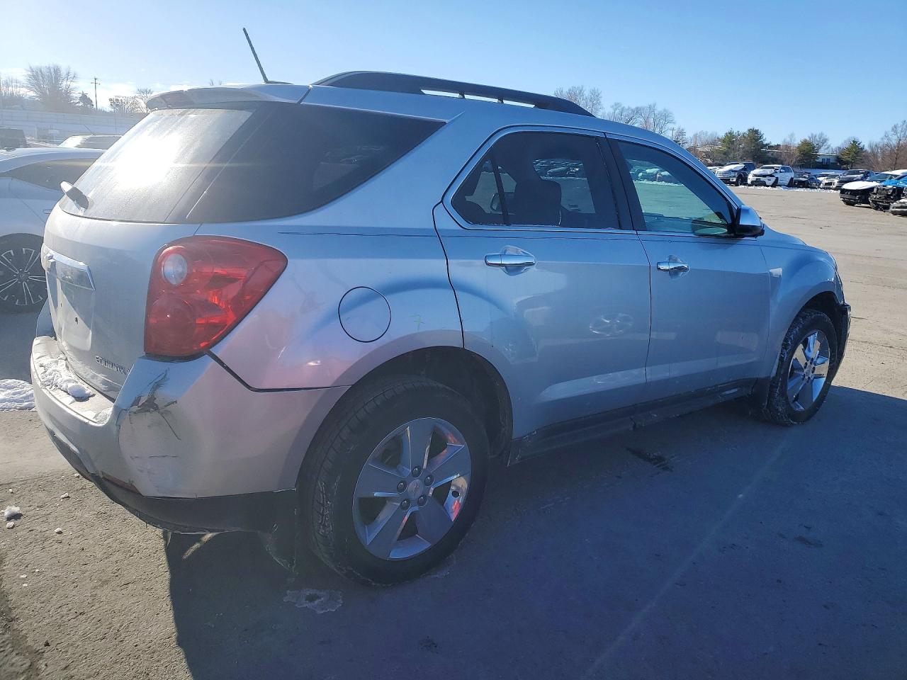 2015 CHEVROLET EQUINOX LT photo 5