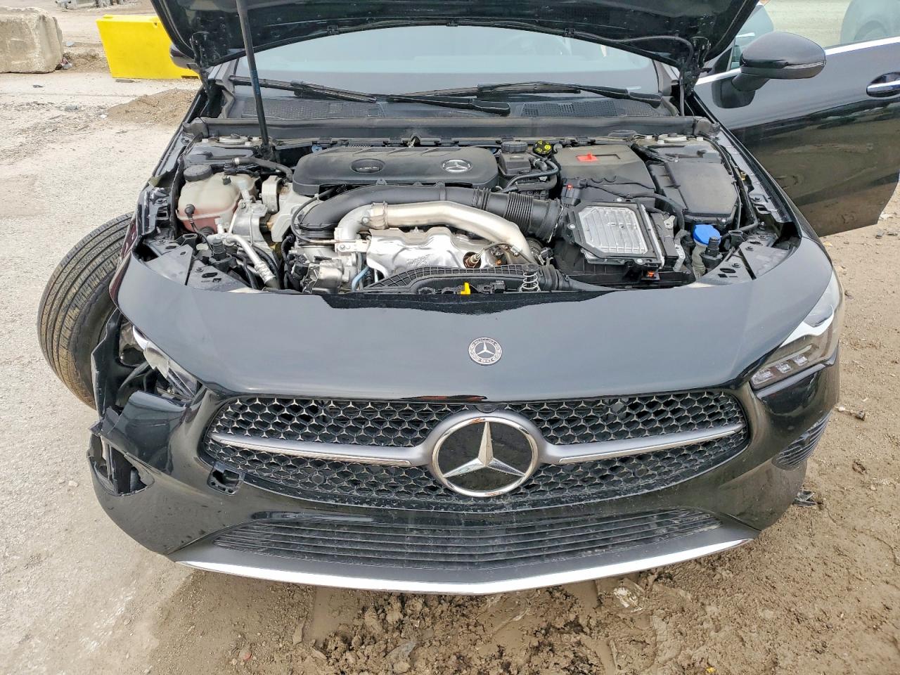 2024 MERCEDES-BENZ CLA 250 4MATIC photo 11