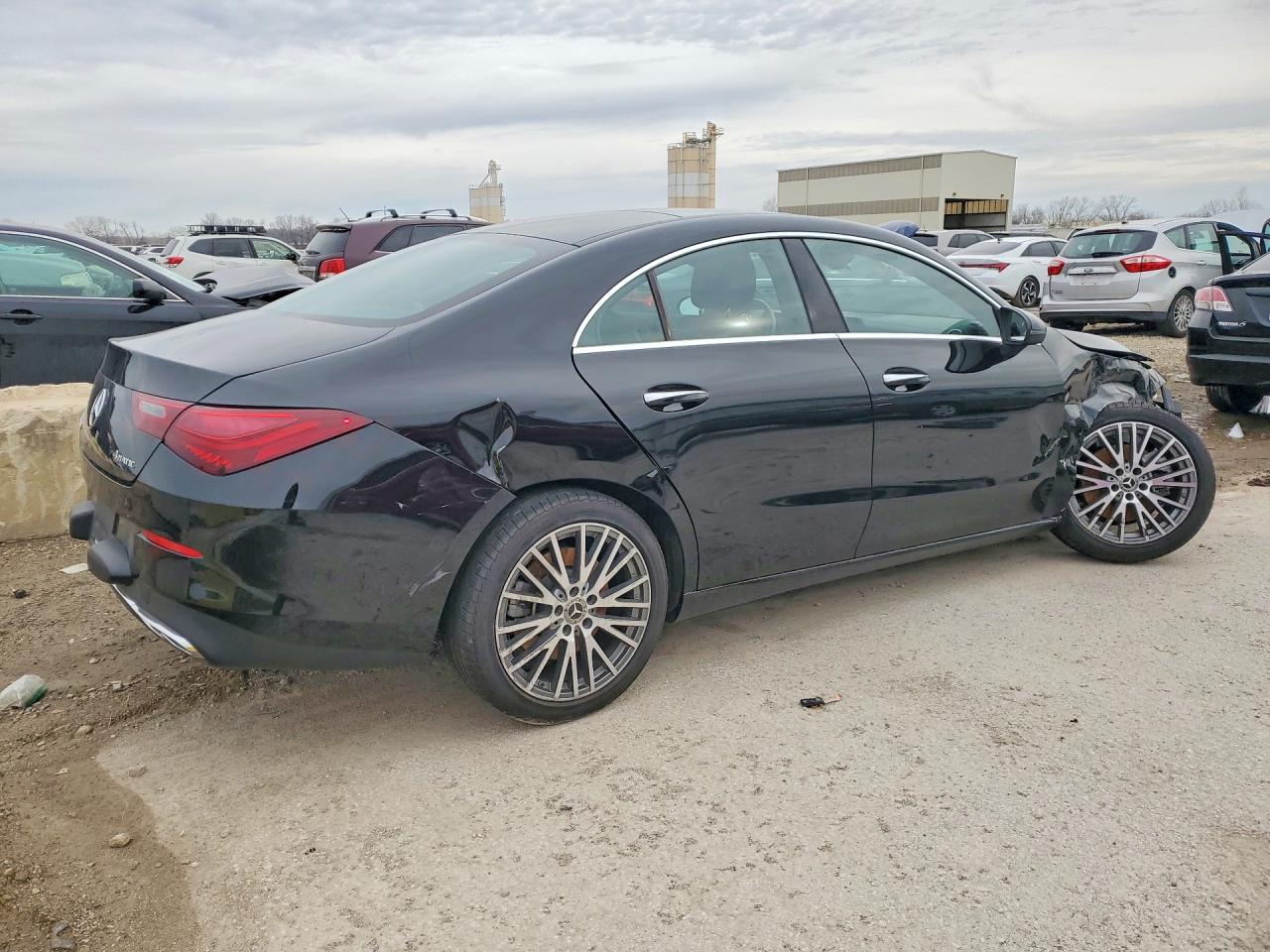 2024 MERCEDES-BENZ CLA 250 4MATIC photo 3