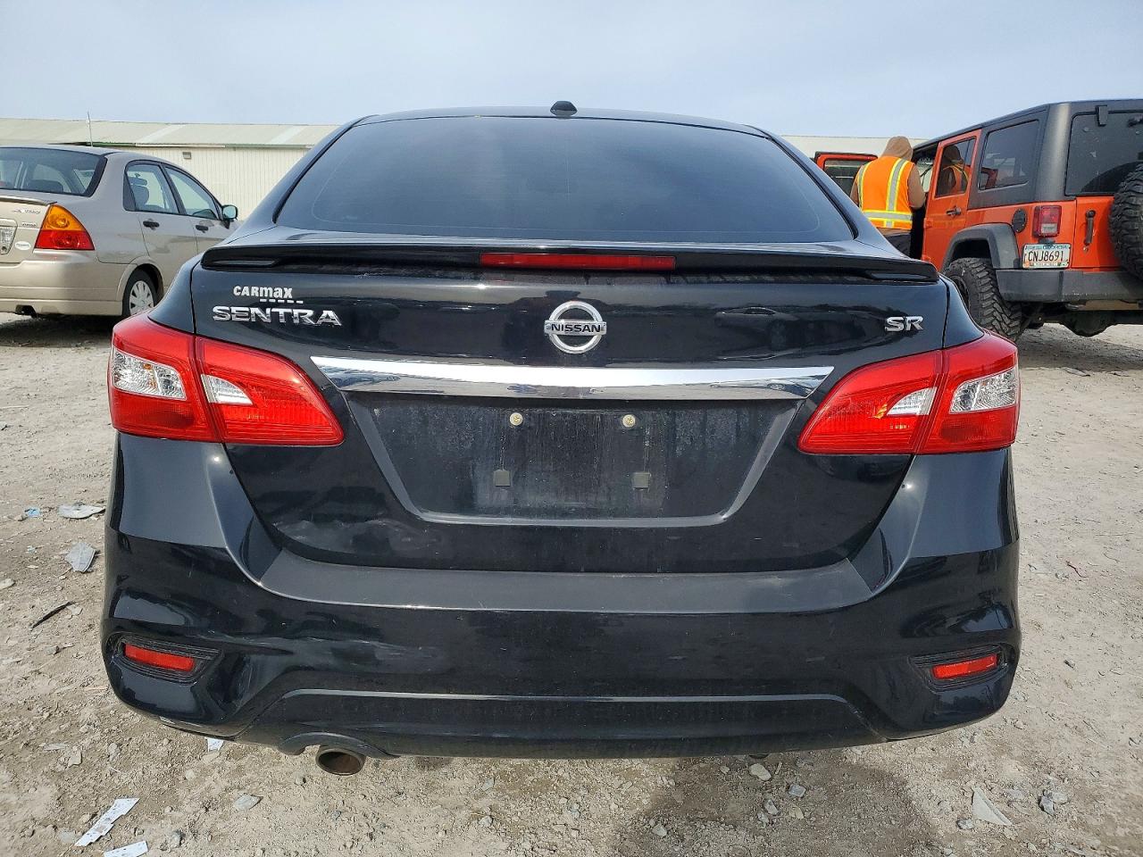 2019 NISSAN SENTRA S photo 16
