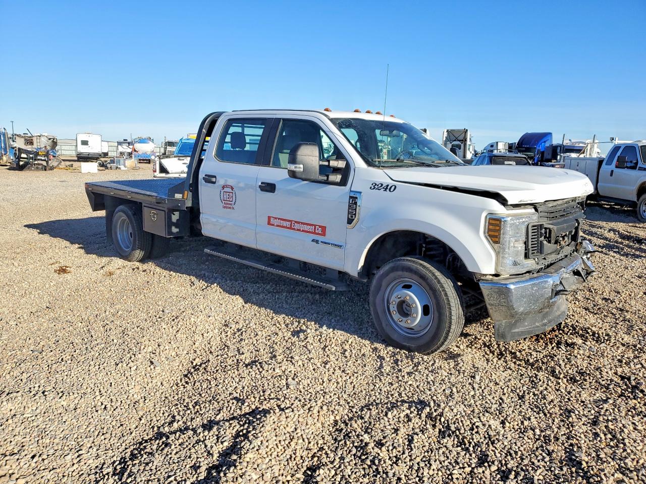 2018 FORD F350 SUPER DUTY FLATBED TRUCK photo 4