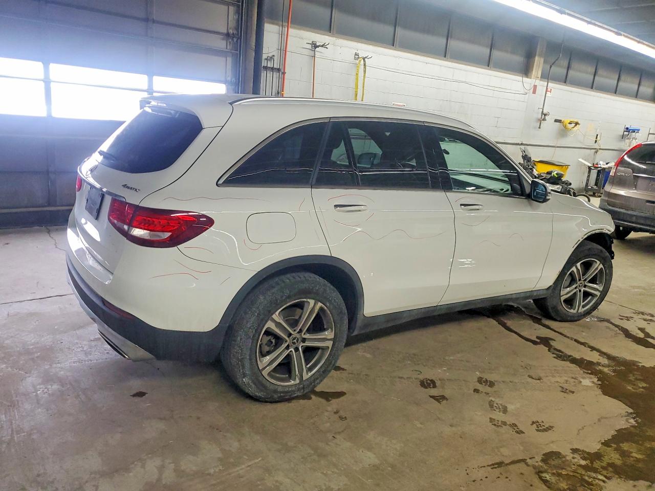 2018 MERCEDES-BENZ GLC 300 4MATIC photo 3