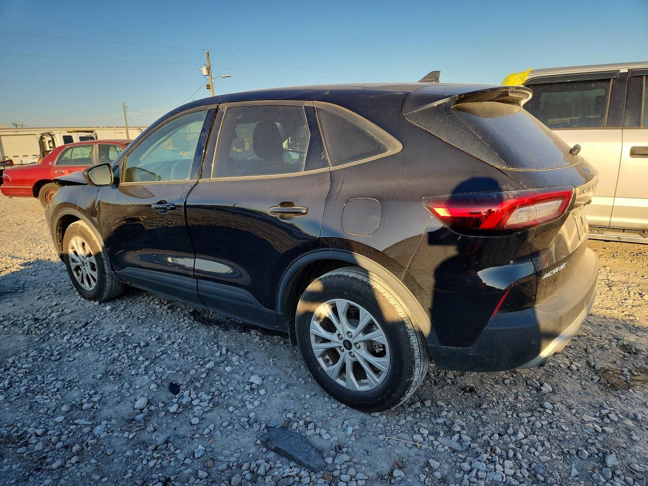 2025 FORD ESCAPE ACTIVE photo 3