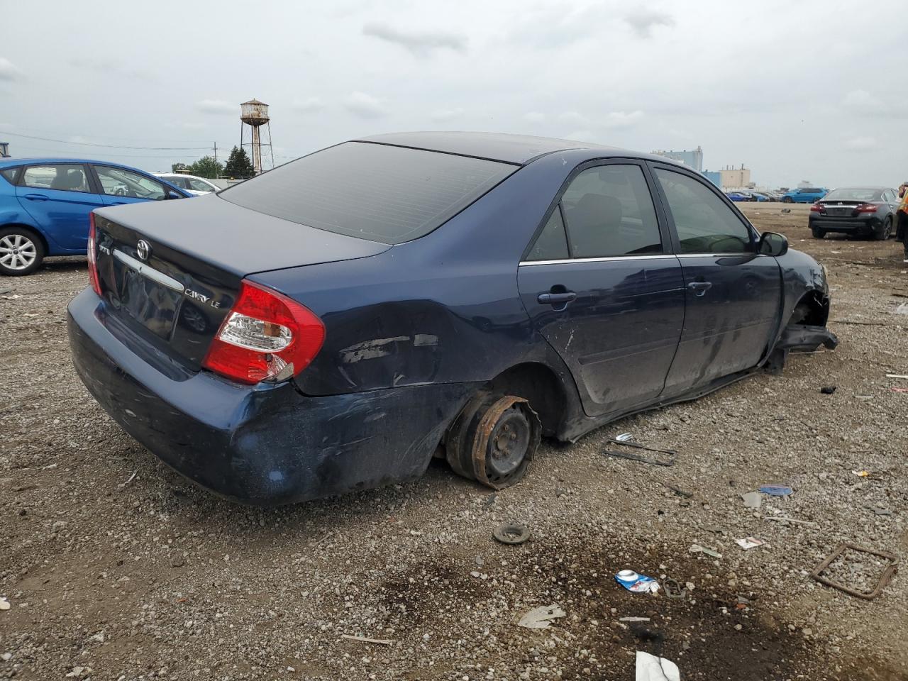 2002 TOYOTA CAMRY LE photo 5