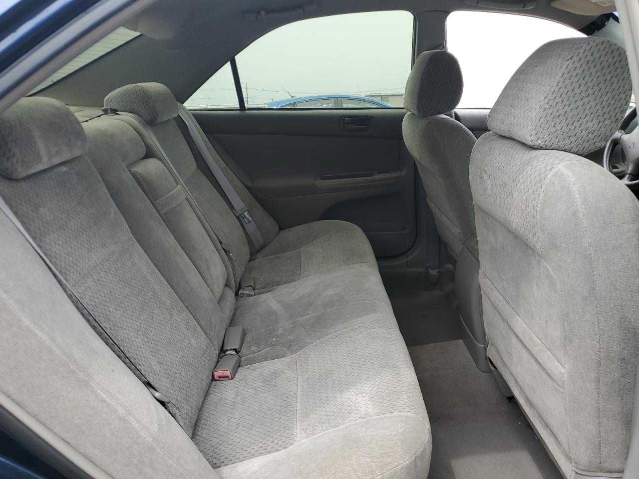 2002 TOYOTA CAMRY LE photo 19
