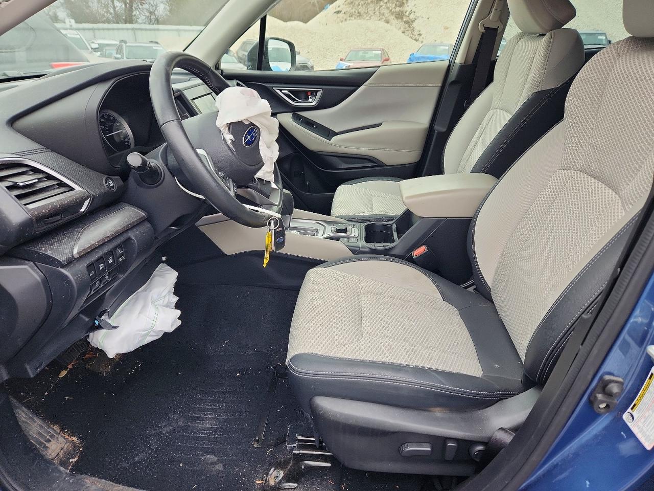 2022 SUBARU FORESTER PREMIUM photo 7