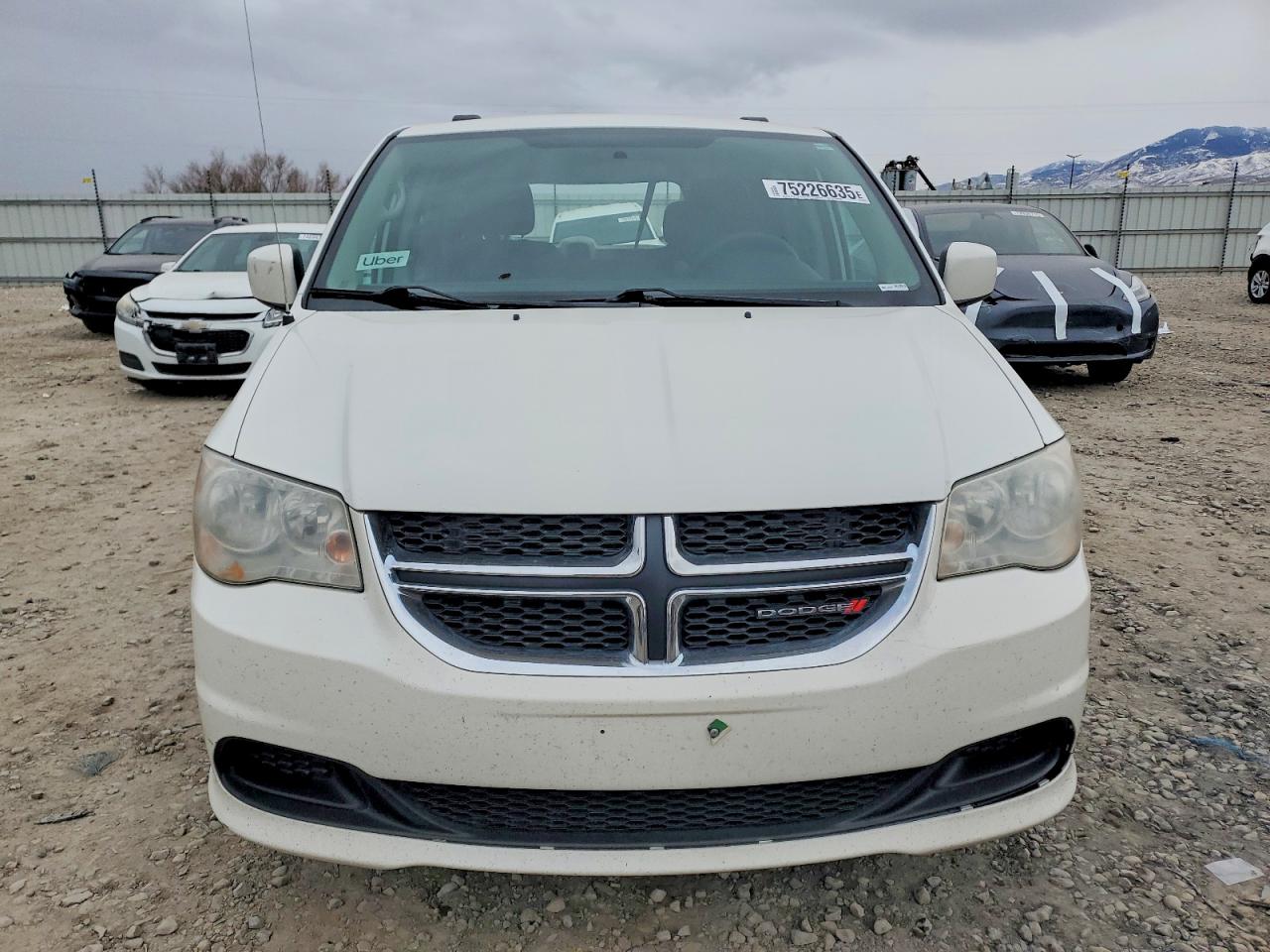 2012 DODGE GRAND CARAVAN SXT photo 9