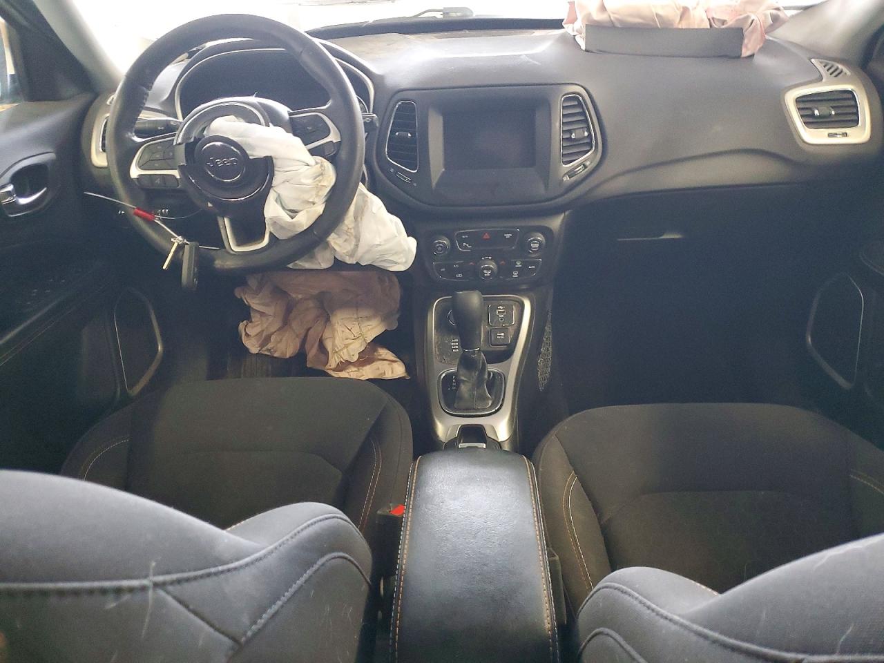 2019 JEEP COMPASS SPORT photo 8