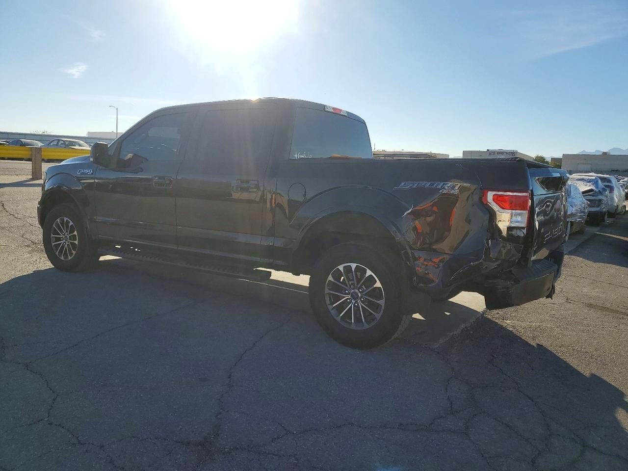 2019 FORD F150 SUPERCREW photo 2