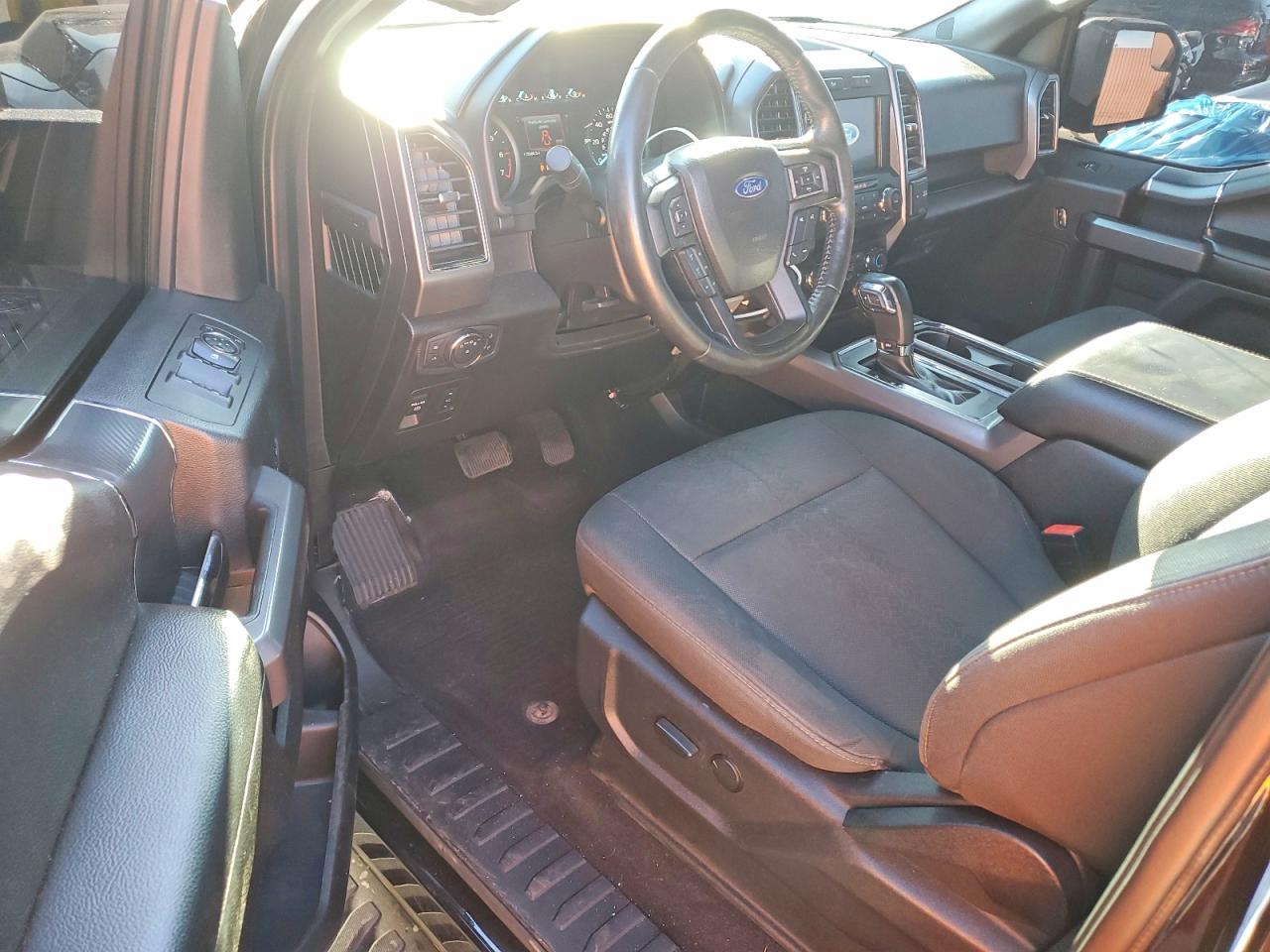 2019 FORD F150 SUPERCREW photo 8