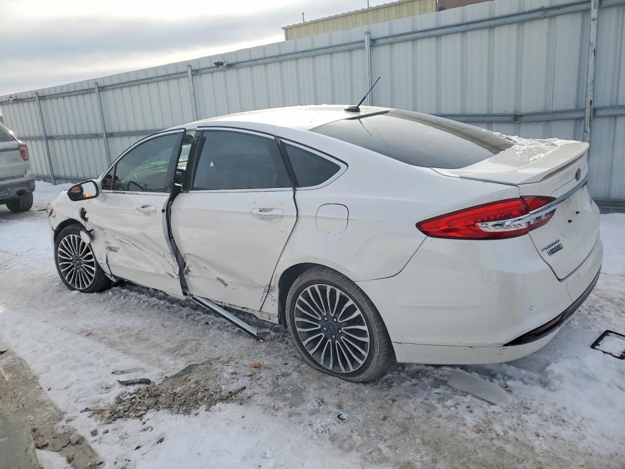 2018 FORD FUSION TITANIUM/PLATINUM PHEV photo 3