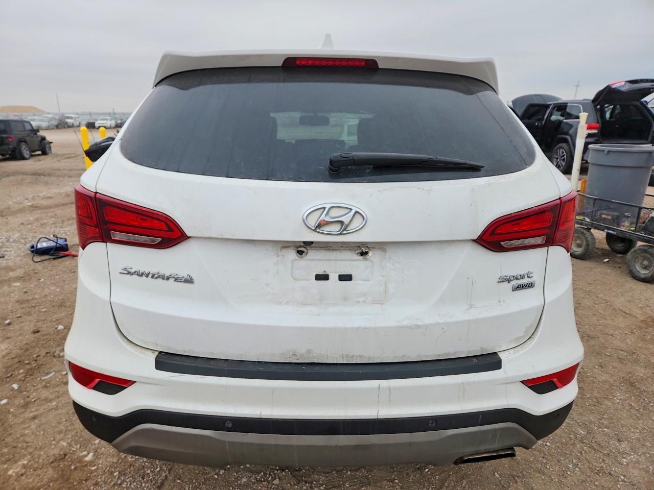 2017 HYUNDAI SANTA FE SPORT 2.4L photo 11