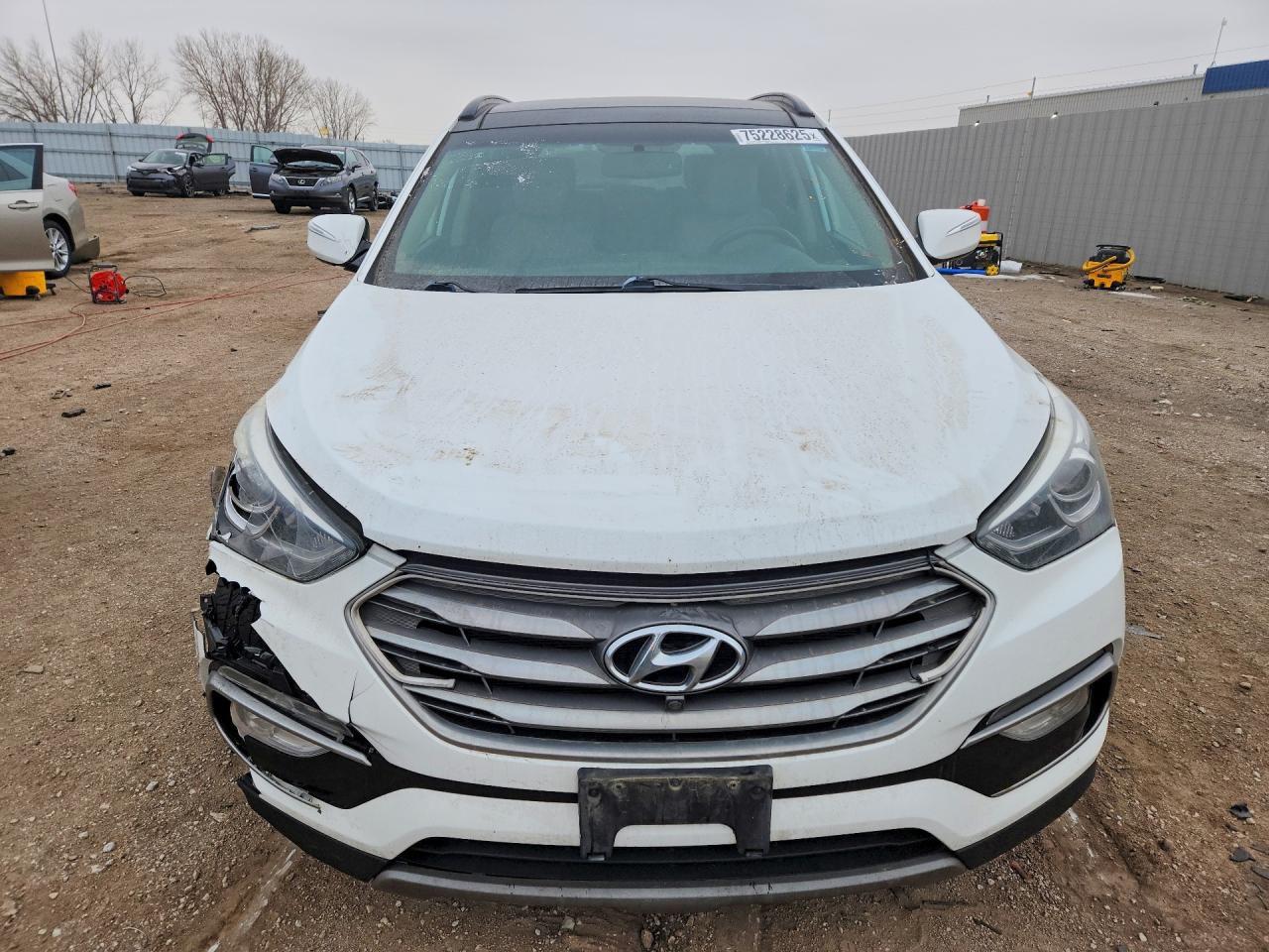 2017 HYUNDAI SANTA FE SPORT 2.4L photo 9