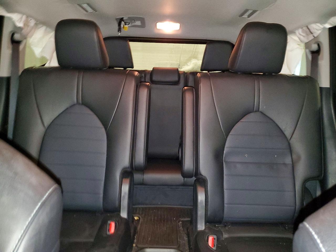 2024 TOYOTA HIGHLANDER LE photo 19