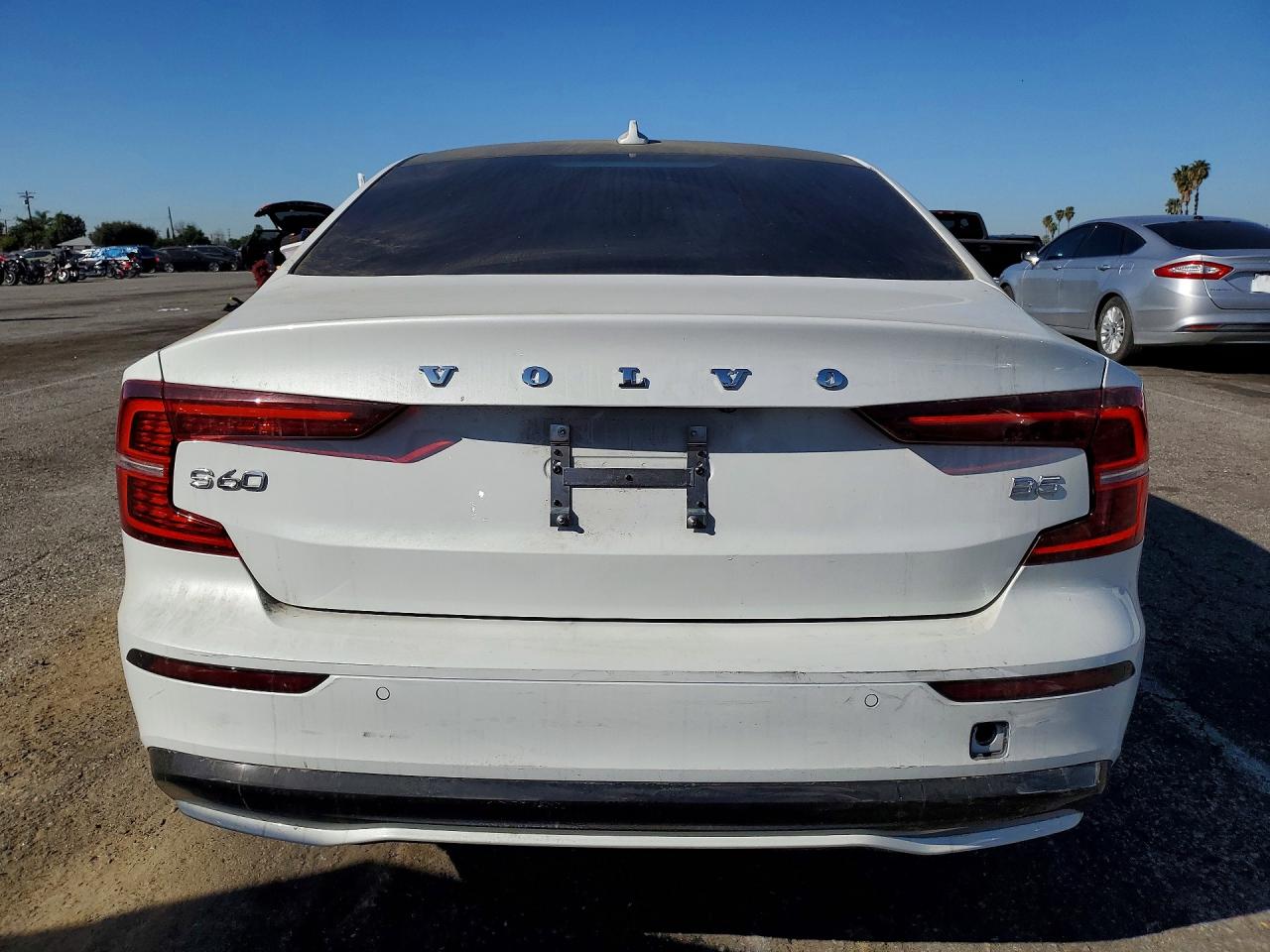 2024 VOLVO S60 PLUS photo 6