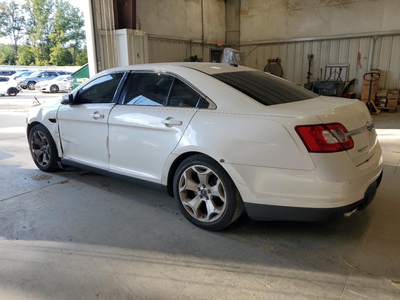 2012 FORD TAURUS SEL photo 4