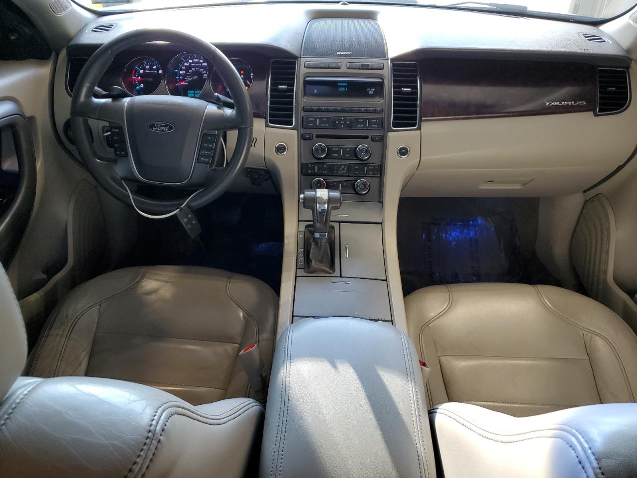 2012 FORD TAURUS SEL photo 22