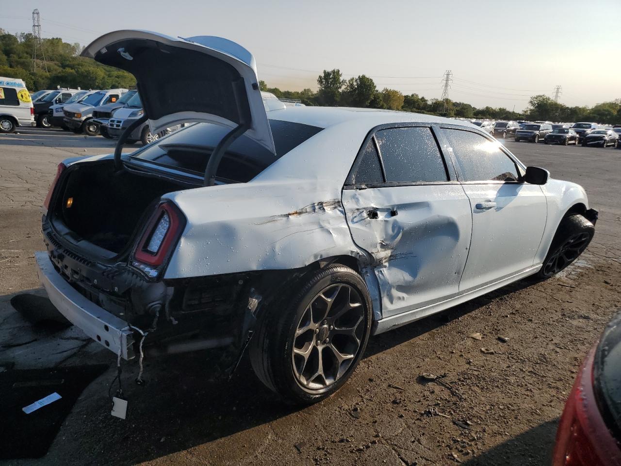 2020 CHRYSLER 300 S photo 5