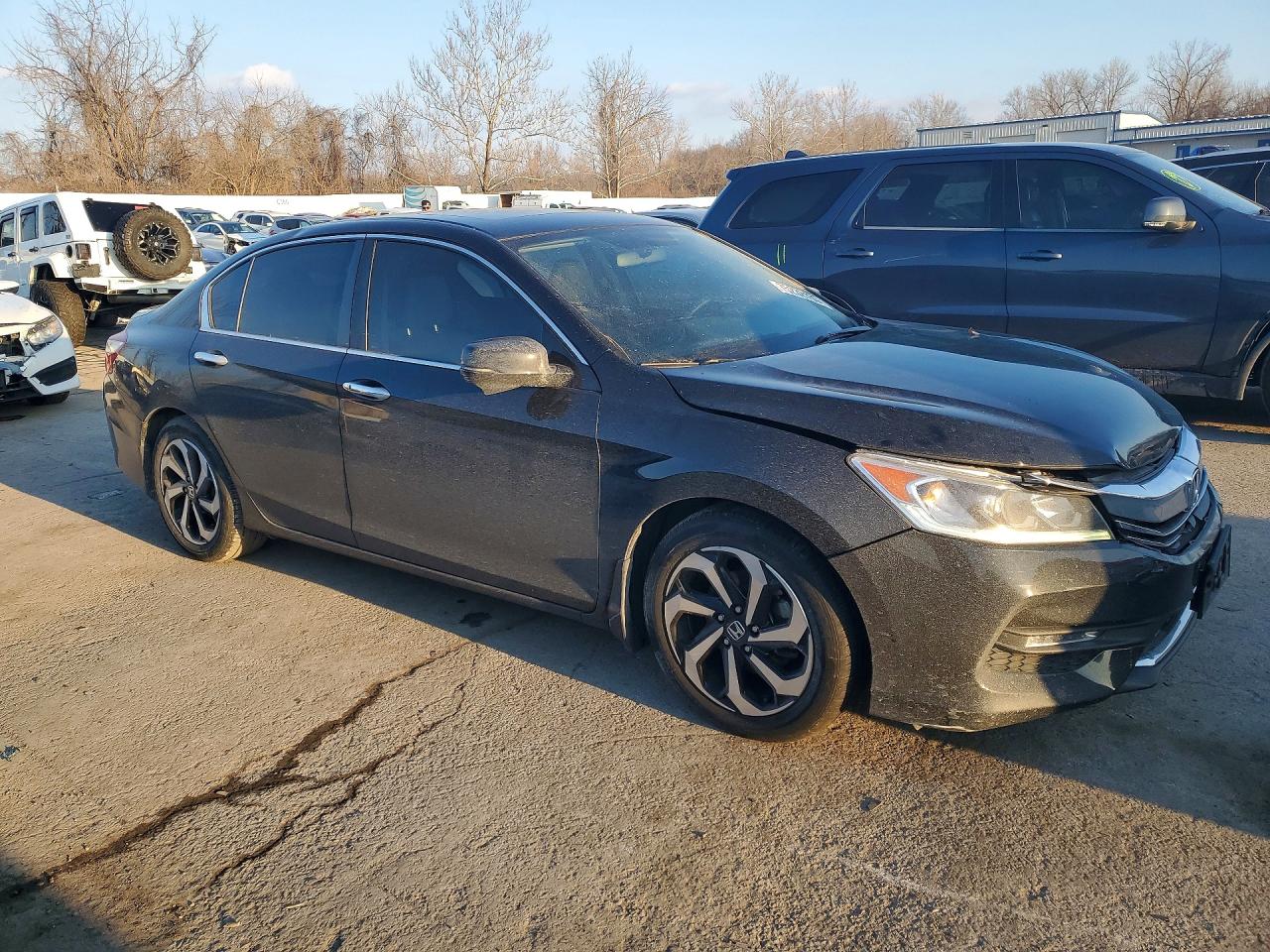 2016 HONDA ACCORD EX photo 7