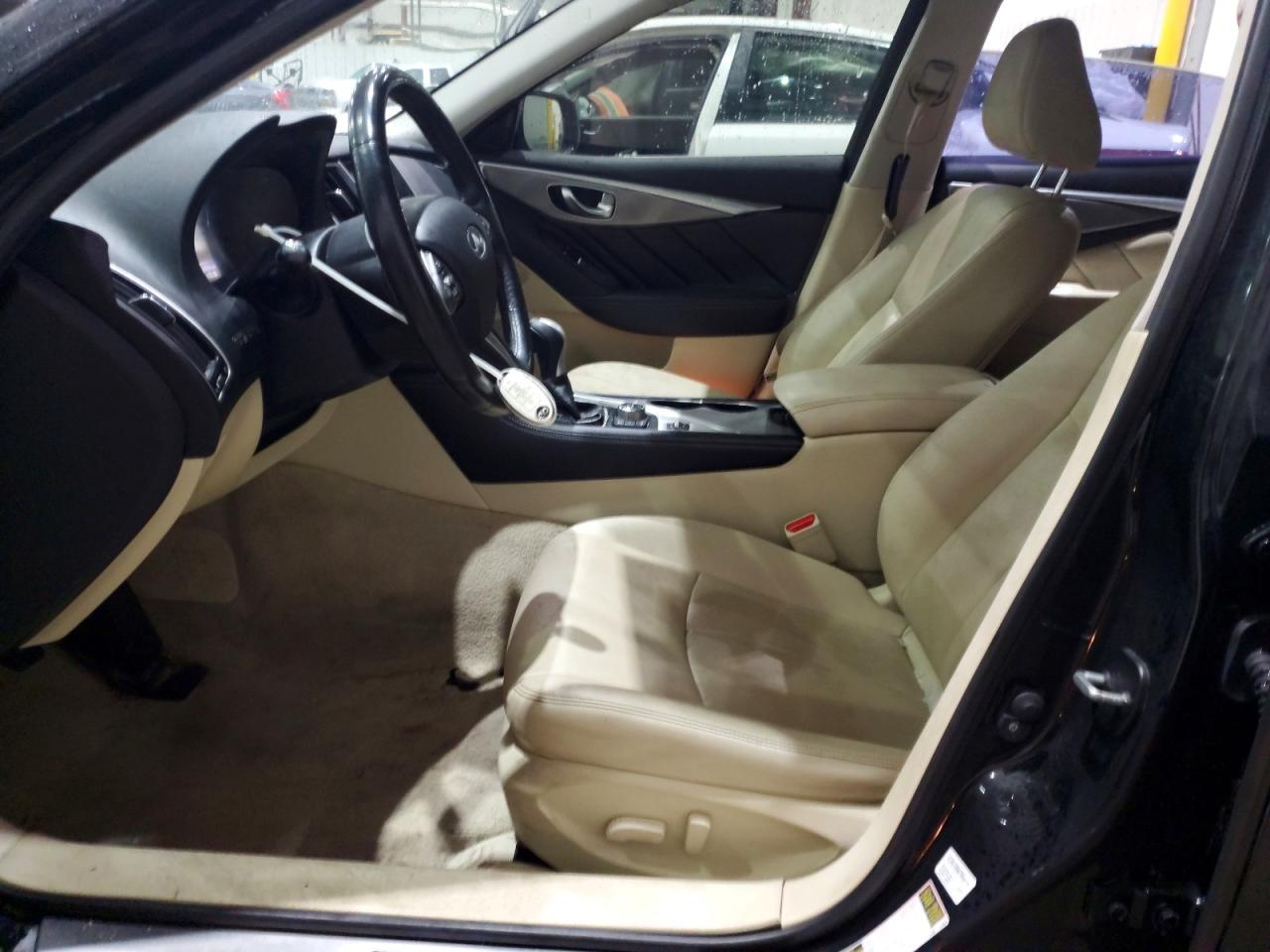2015 INFINITI Q50 PREMIUM photo 13