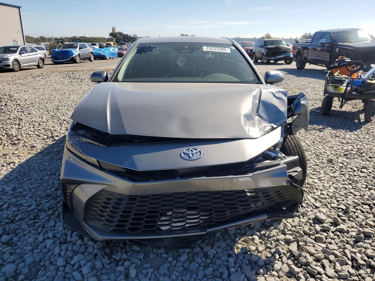2025 TOYOTA CAMRY SE photo 13