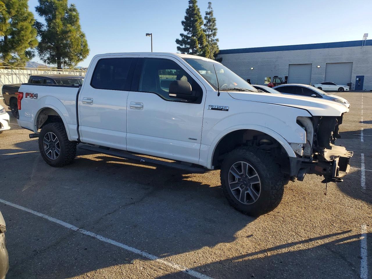 2017 FORD F150 SUPERCREW photo 7