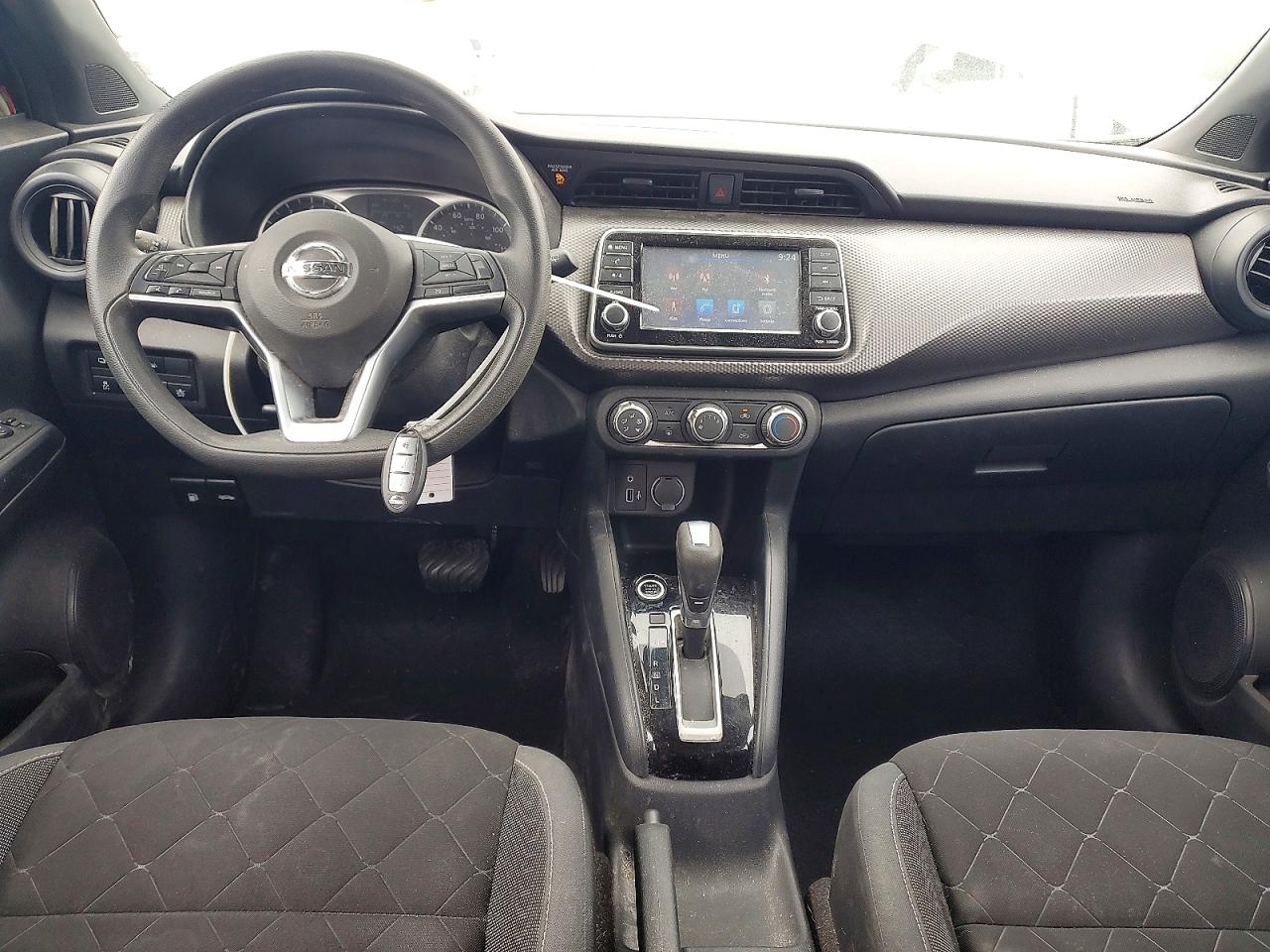 2020 NISSAN KICKS S photo 15