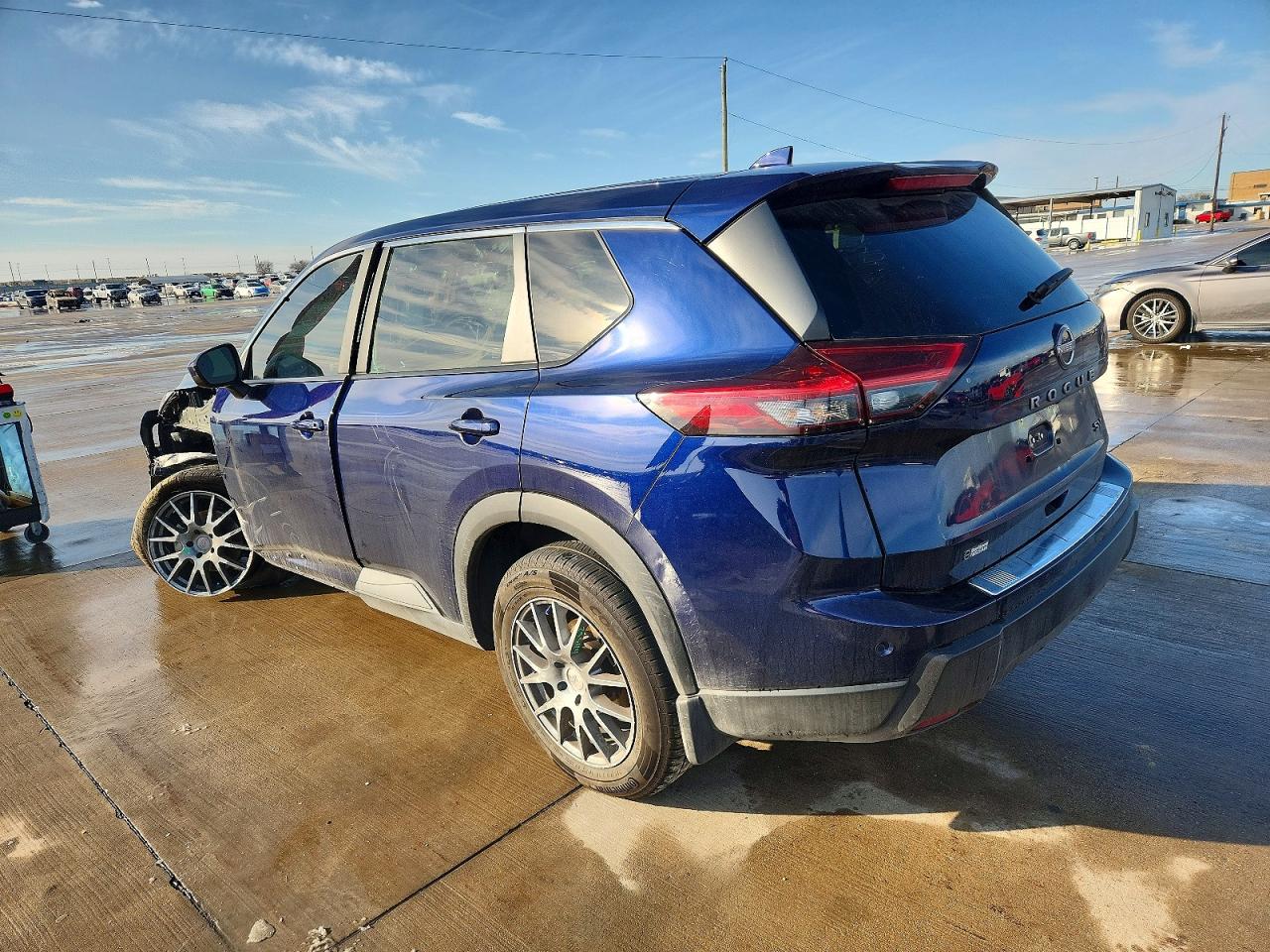 2024 NISSAN ROGUE SV photo 3