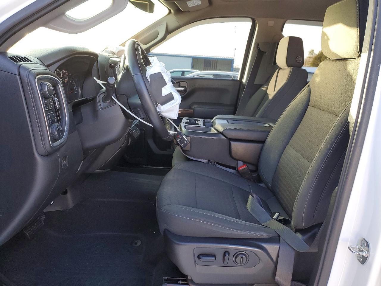 2021 CHEVROLET SILVERADO K1500 RST photo 7