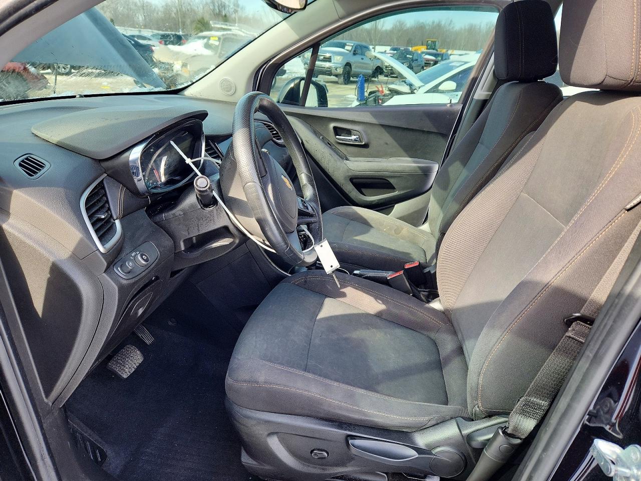 2020 CHEVROLET TRAX LS photo 19
