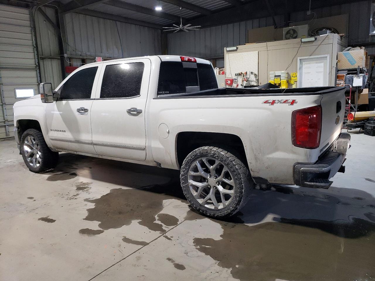 2017 CHEVROLET SILVERADO K1500 LTZ photo 2