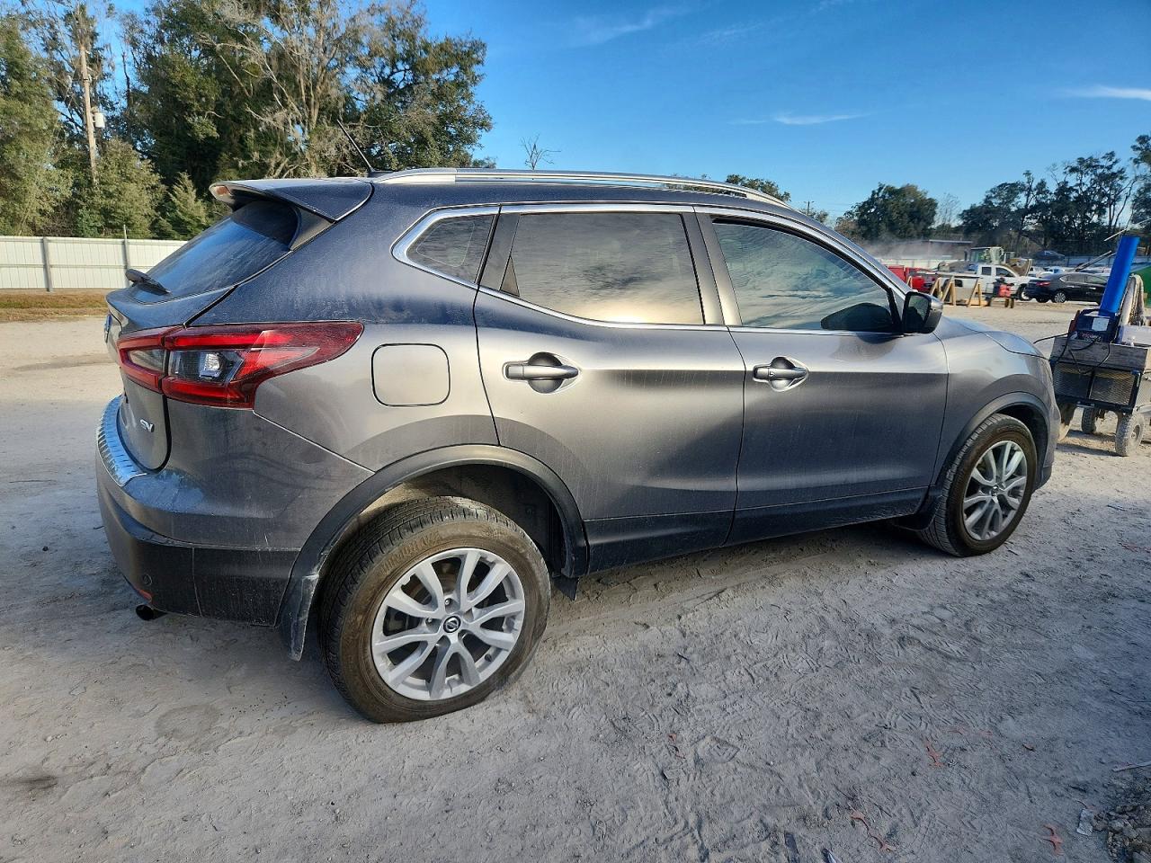 2020 NISSAN ROGUE SPORT SV photo 3