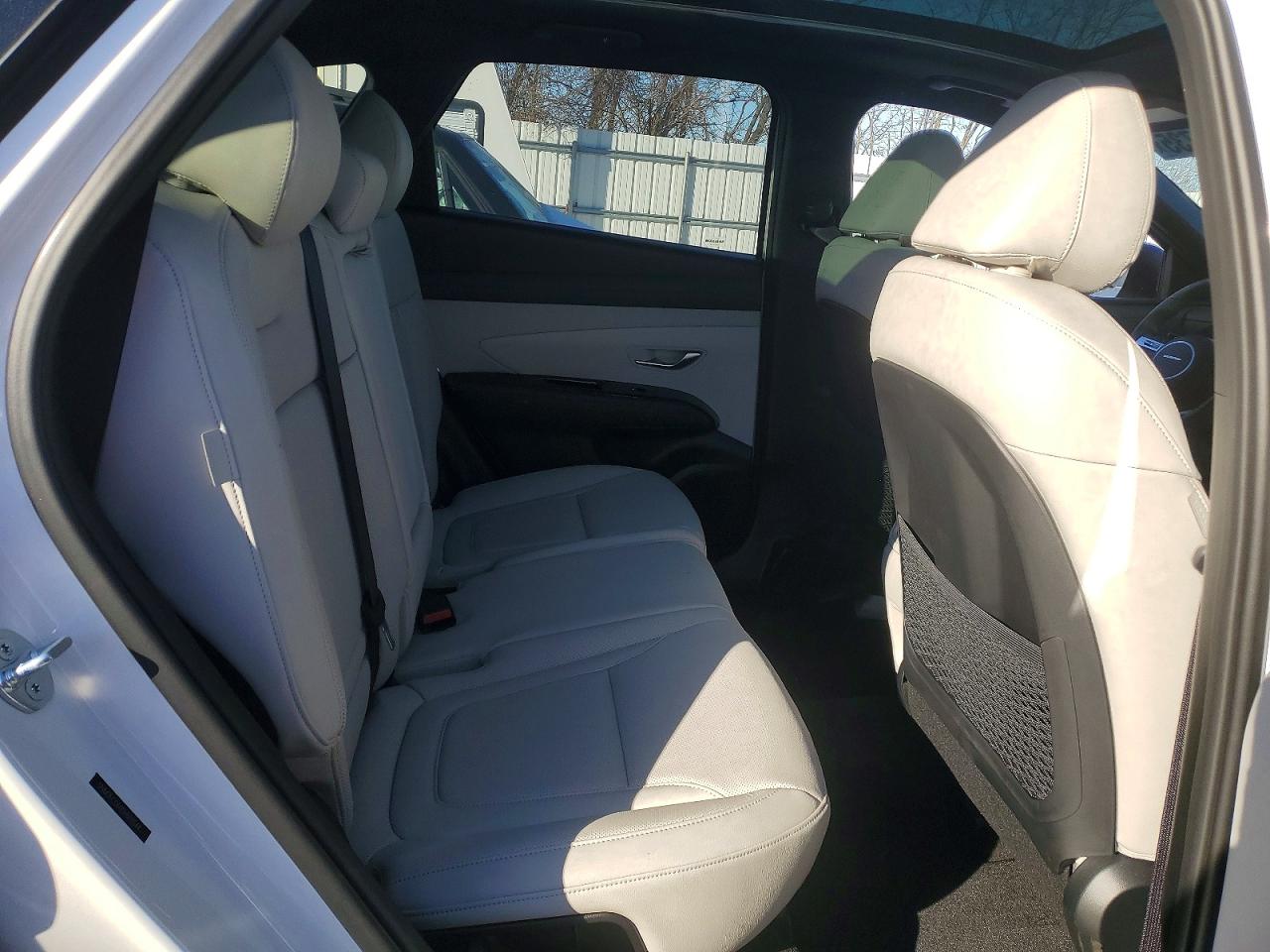 2025 HYUNDAI TUCSON LIMITED photo 31