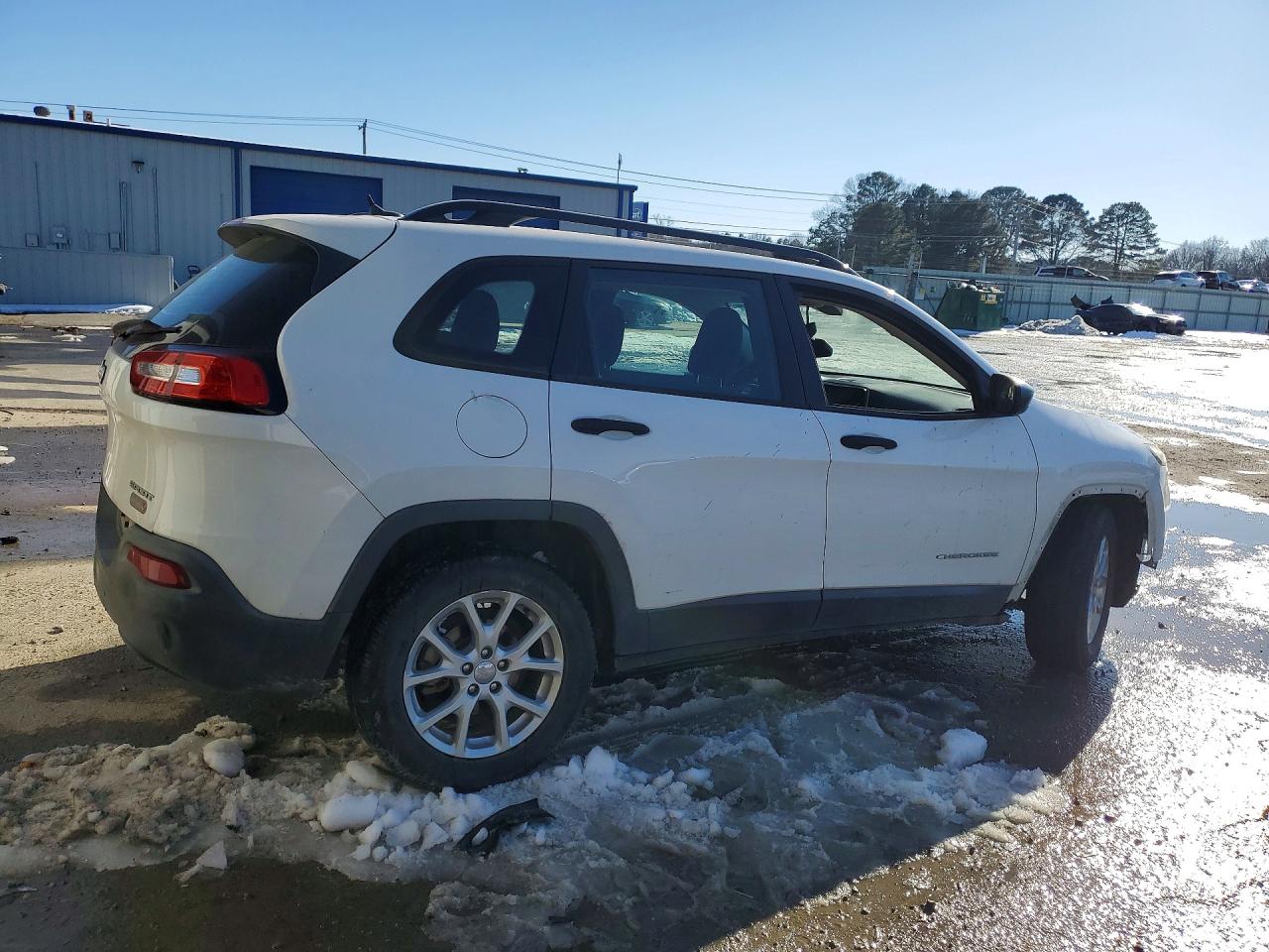 2016 JEEP CHEROKEE SPORT photo 3