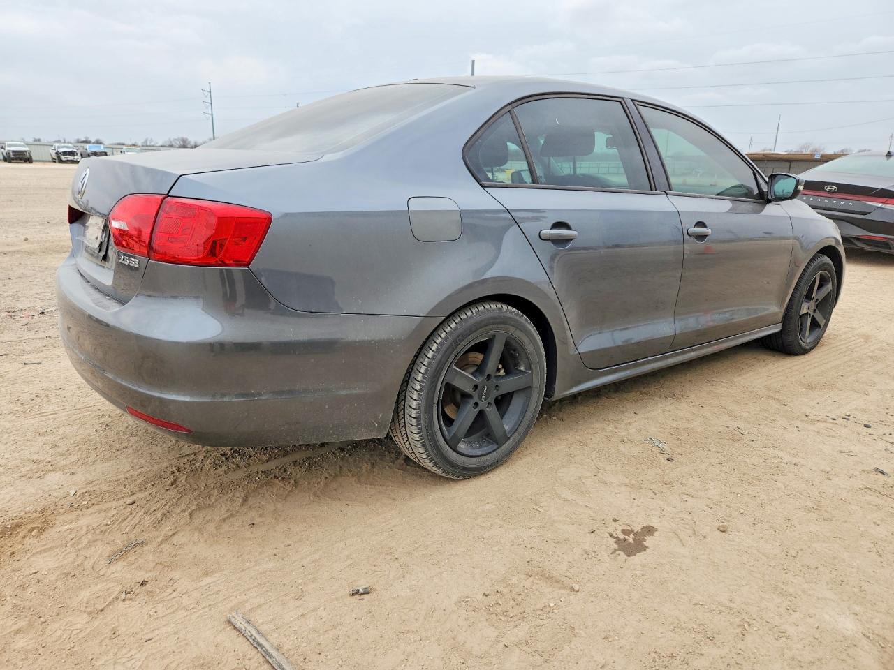 2012 VOLKSWAGEN JETTA SE photo 5