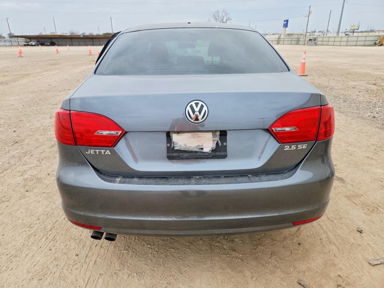 2012 VOLKSWAGEN JETTA SE photo 11