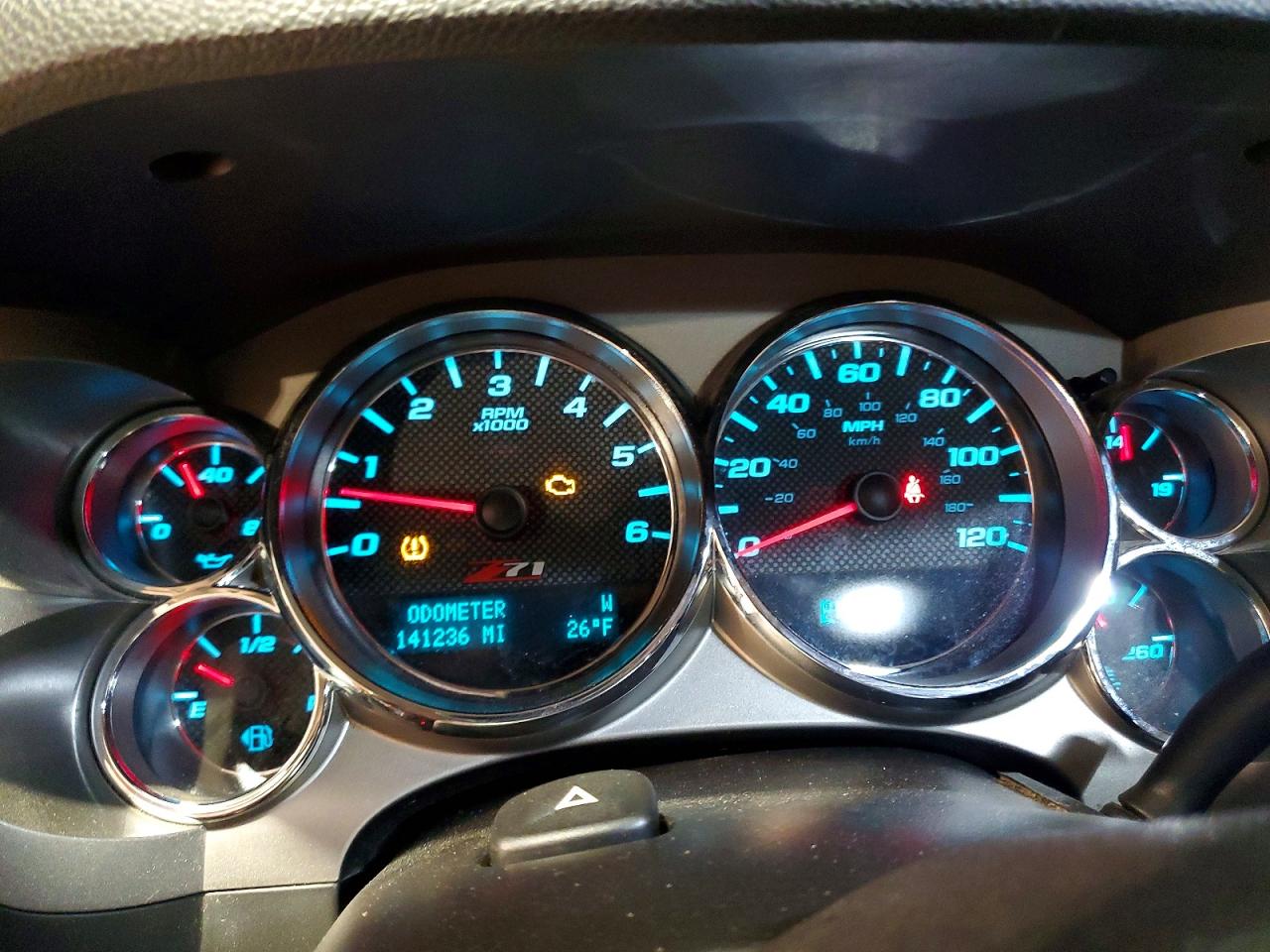 2010 CHEVROLET SILVERADO K1500 LT photo 9