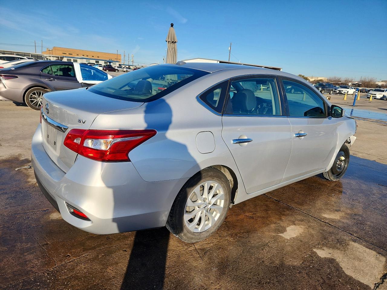 2019 NISSAN SENTRA SV photo 5