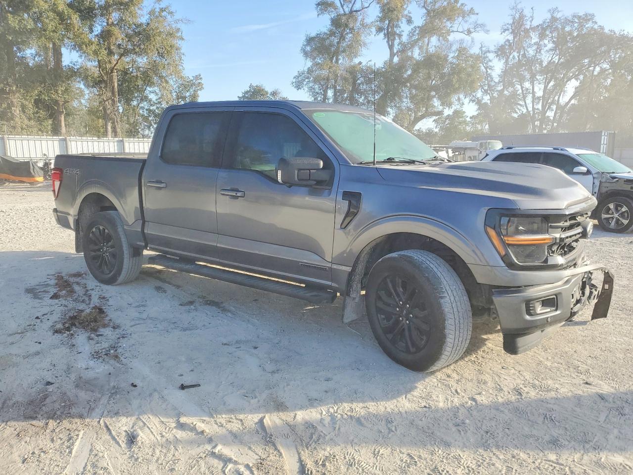 2024 FORD F150 XLT photo 10