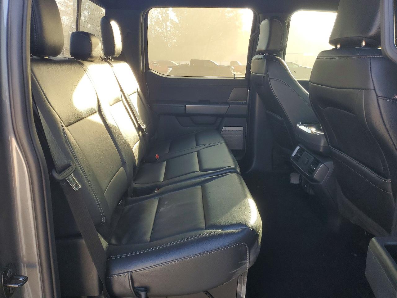 2024 FORD F150 XLT photo 28