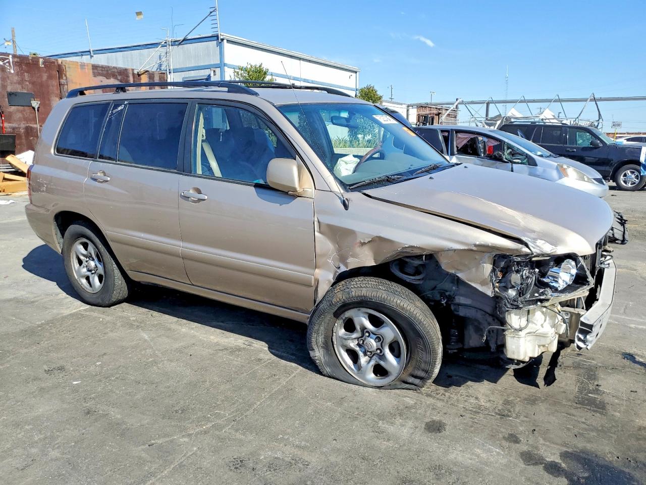 2004 TOYOTA HIGHLANDER BASE photo 7